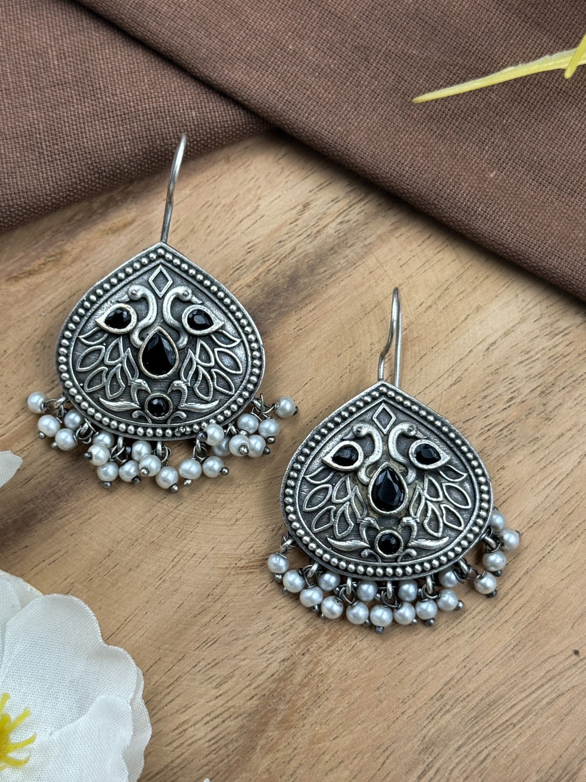 VIHA OXIDISED DANGLER EARRINGS