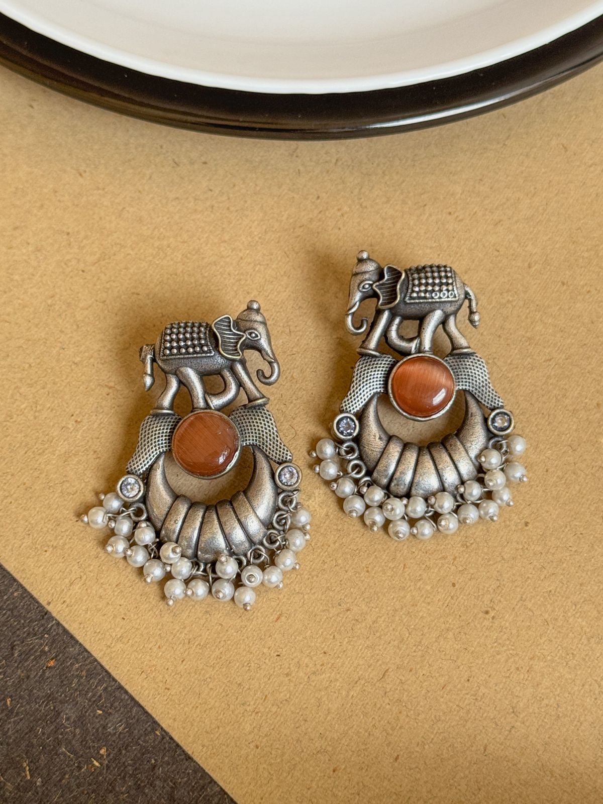 RICHA STUD EARRINGS