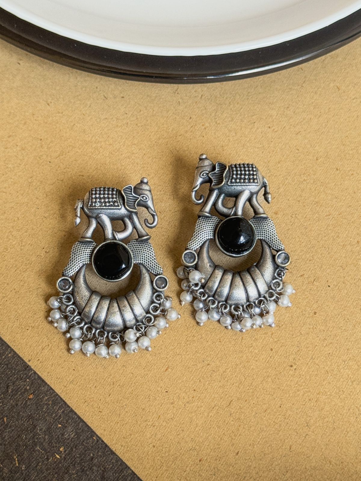 RICHA STUD EARRINGS