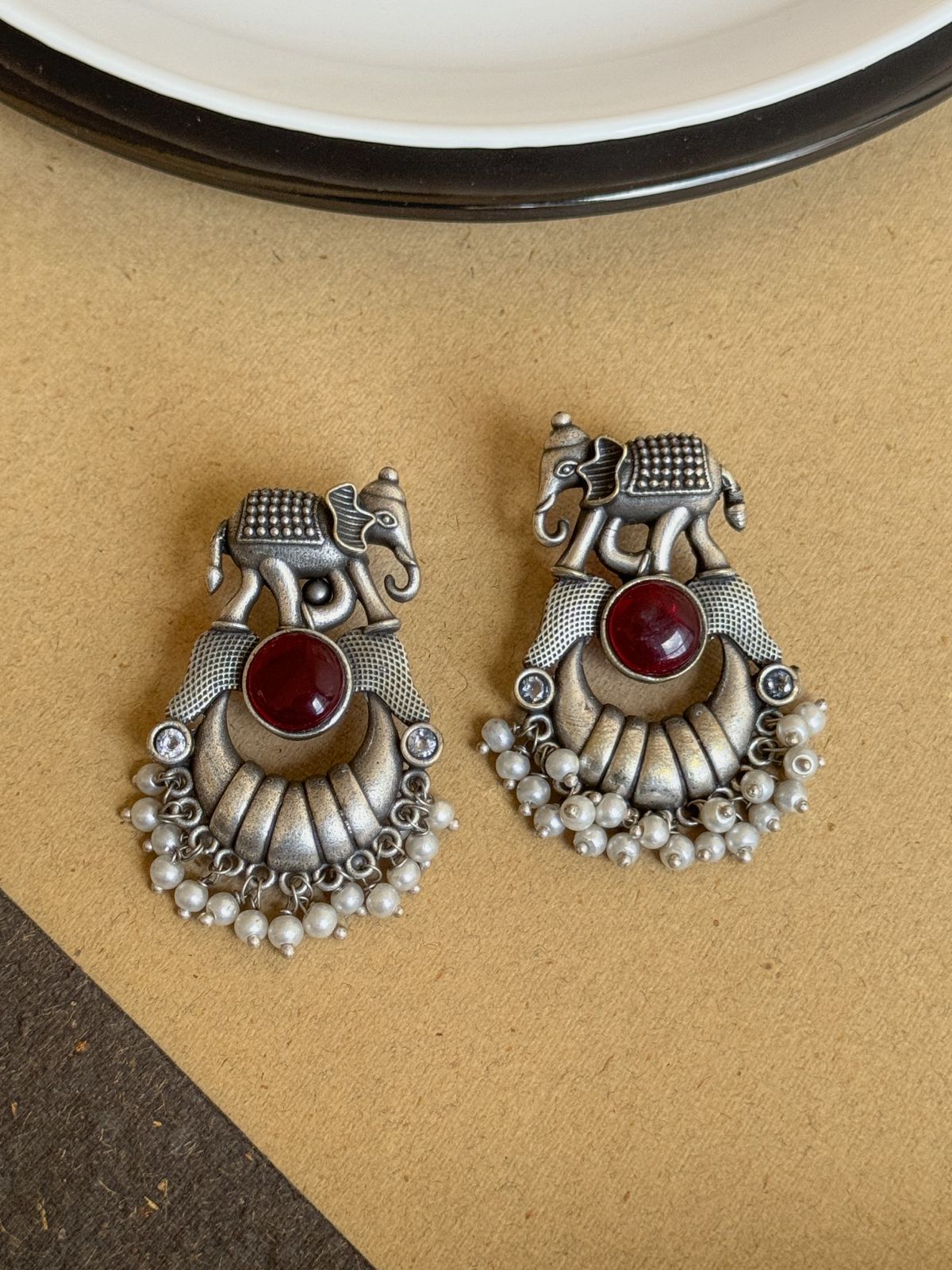 RICHA STUD EARRINGS