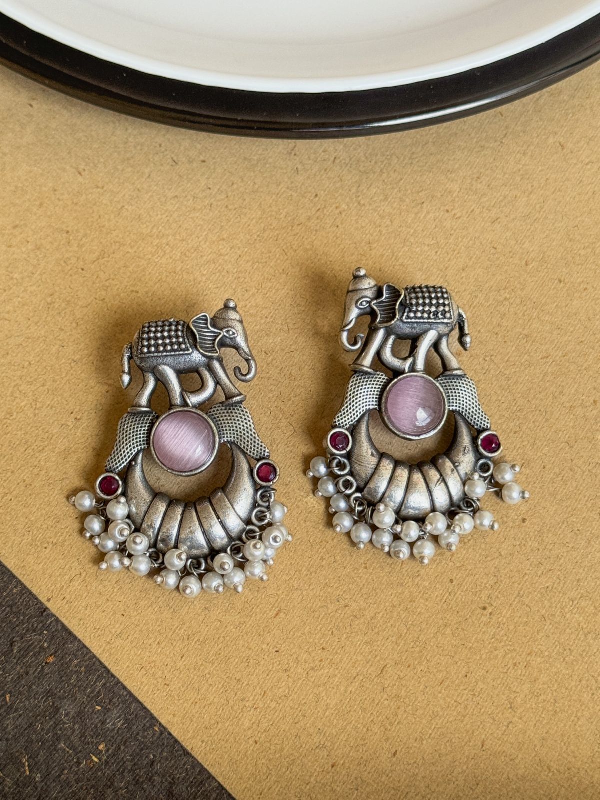 RICHA STUD EARRINGS