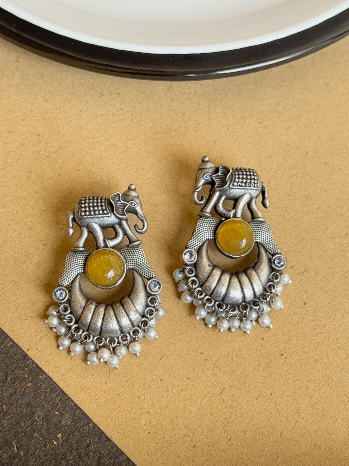 RICHA STUD EARRINGS