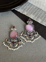 Load image into Gallery viewer, Vaani Dangler Stone Earrings