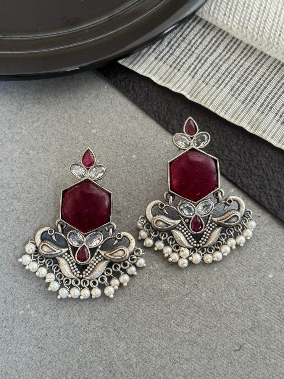 VAANI SILVER LOOKLIKE DANGLER EARRINGS