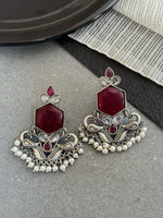 Load image into Gallery viewer, Vaani Dangler Stone Earrings