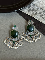 Load image into Gallery viewer, Vaani Dangler Stone Earrings