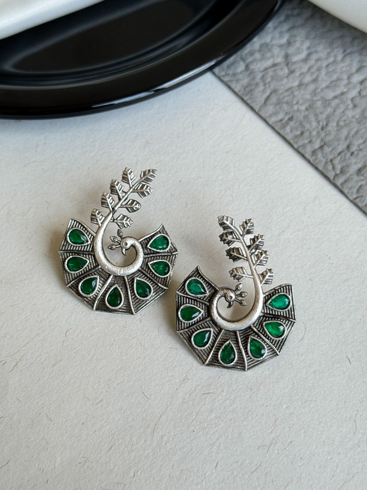 ROOHI STUD EARRINGS