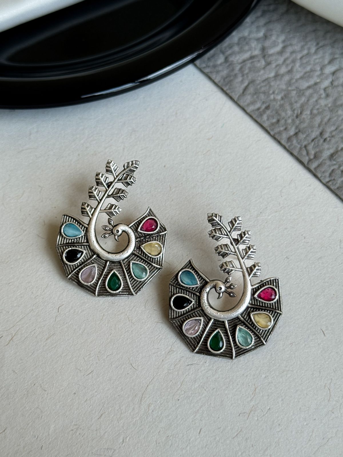 ROOHI STUD EARRINGS