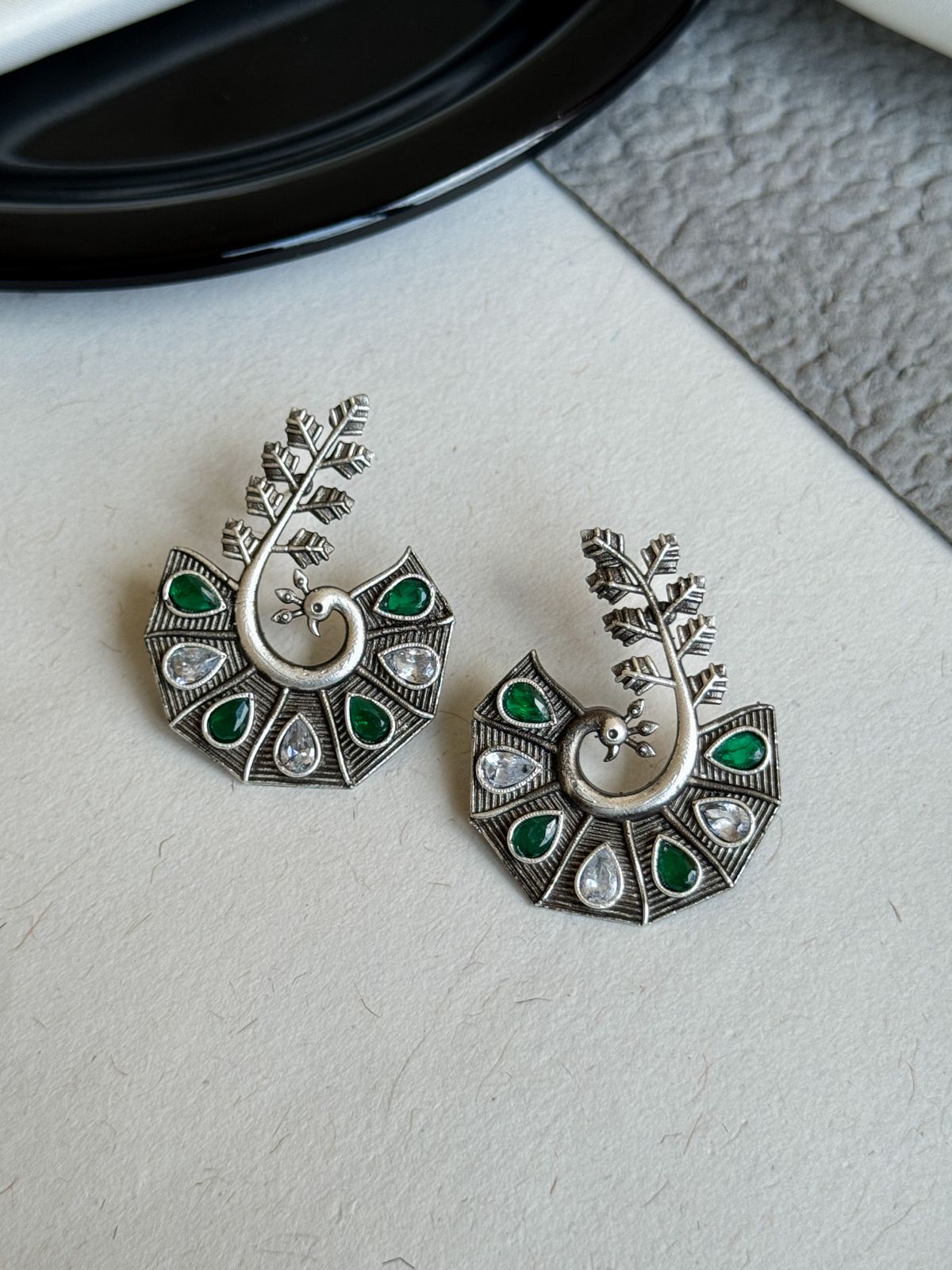 ROOHI STUD EARRINGS