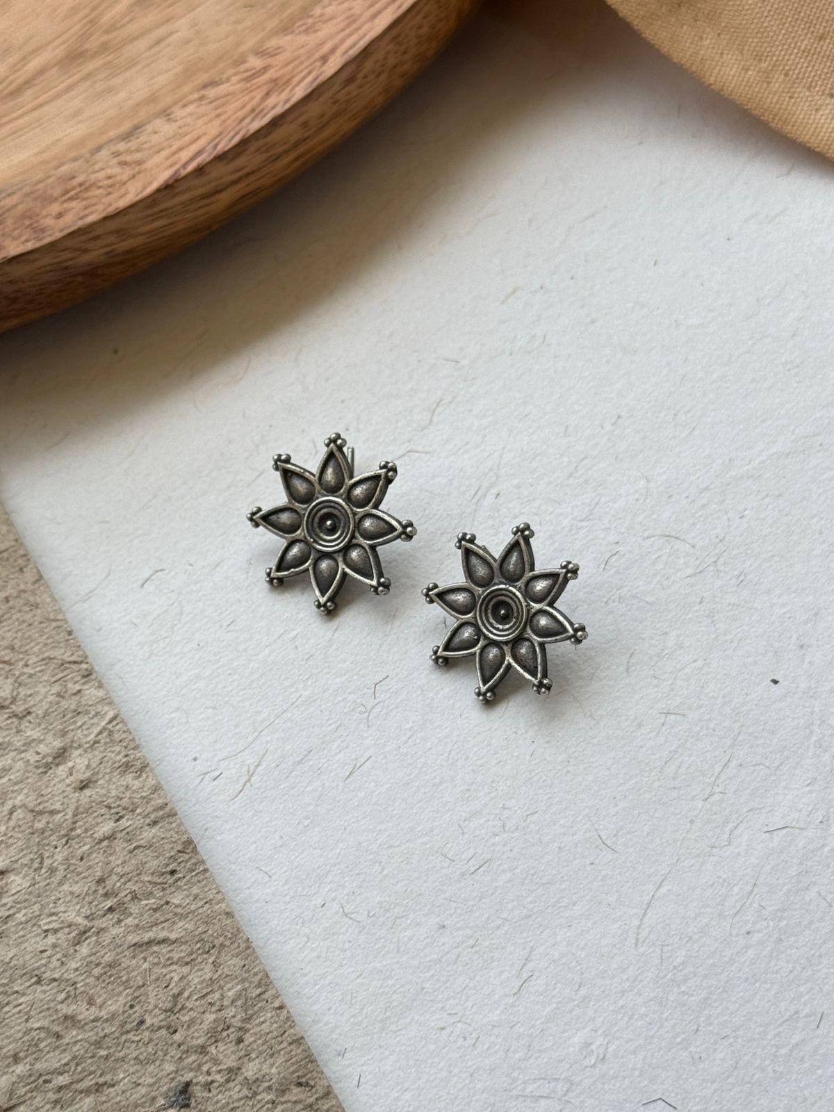 URVI SILVER LOOKALIKE STUD EARRINGS