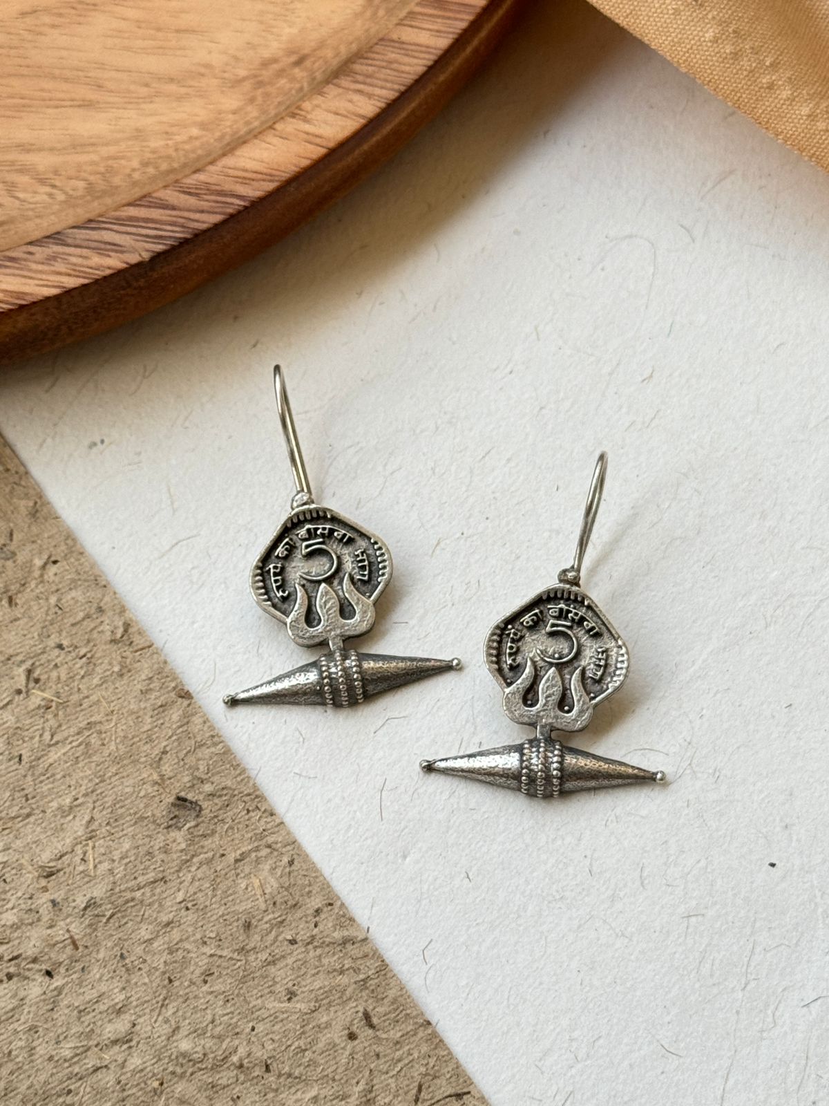 JAHANVI SILVER LOOKALIKE STUD EARRINGS