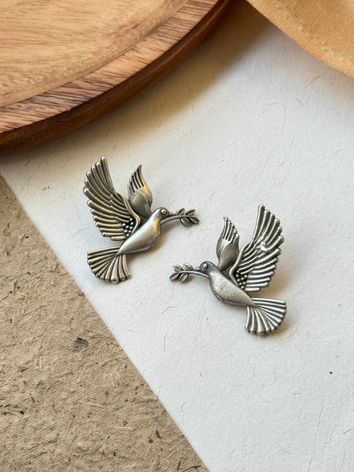 TARAL SILVER LOOKALIKE STUD EARRINGS