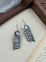 Load image into Gallery viewer, PARROT SILVER LOOKALIKE STUD EARRINGS