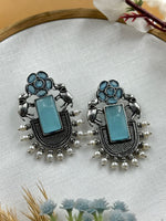 Load image into Gallery viewer, Tiya Stud Stone Earrings