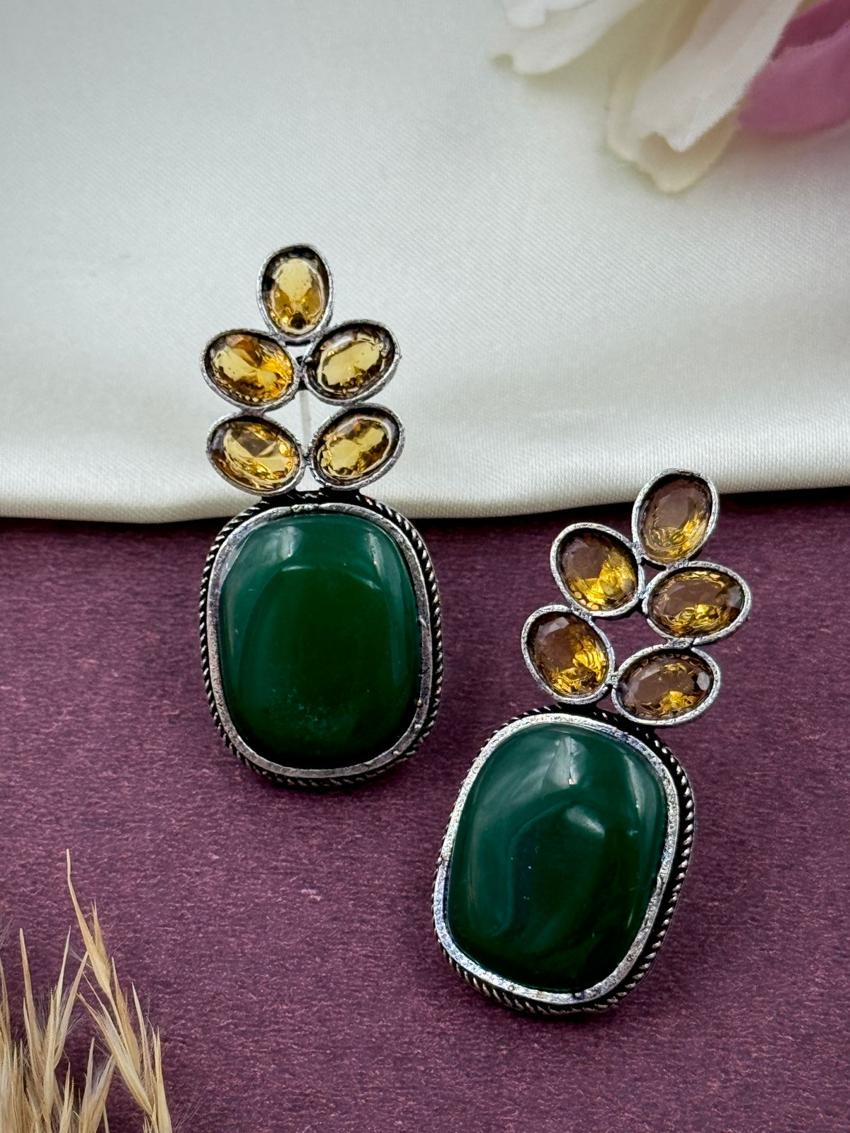 DISHA STUD EARRINGS