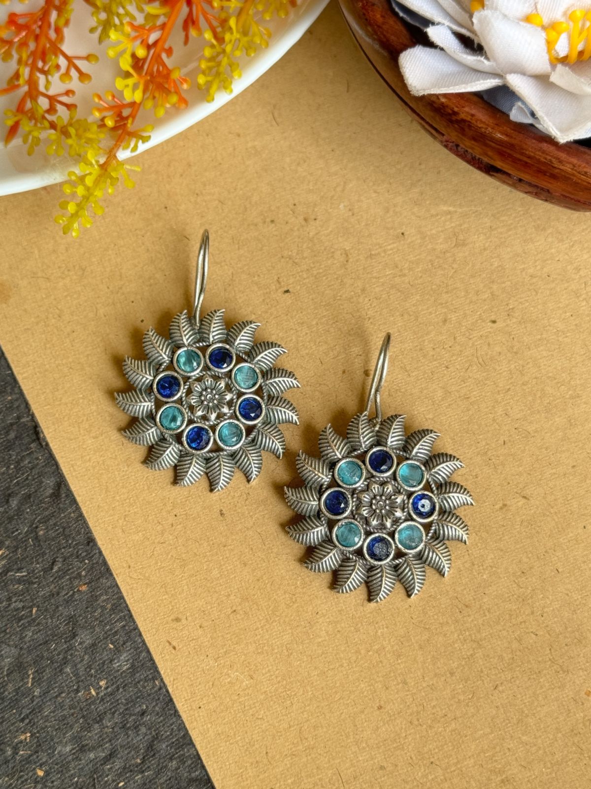 SNEHA STUD EARRINGS