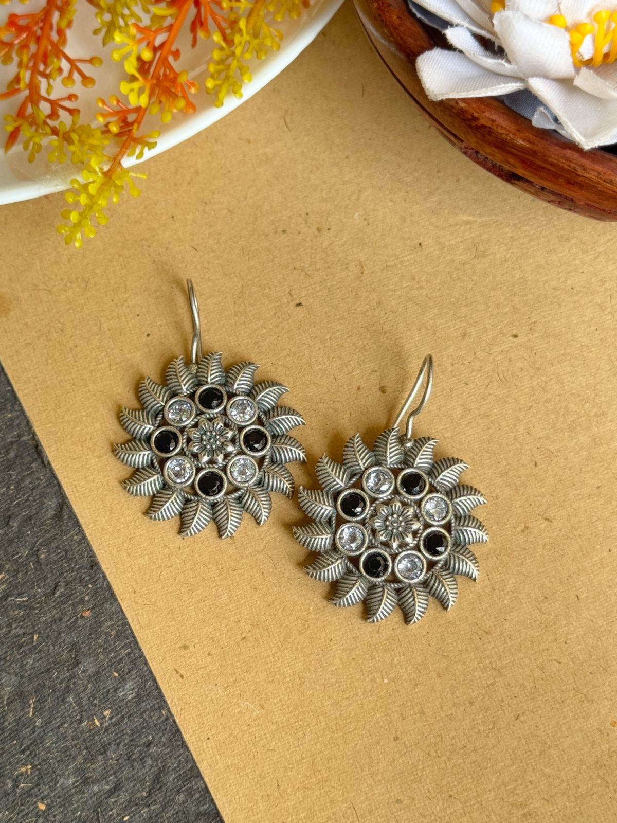 SNEHA STUD EARRINGS