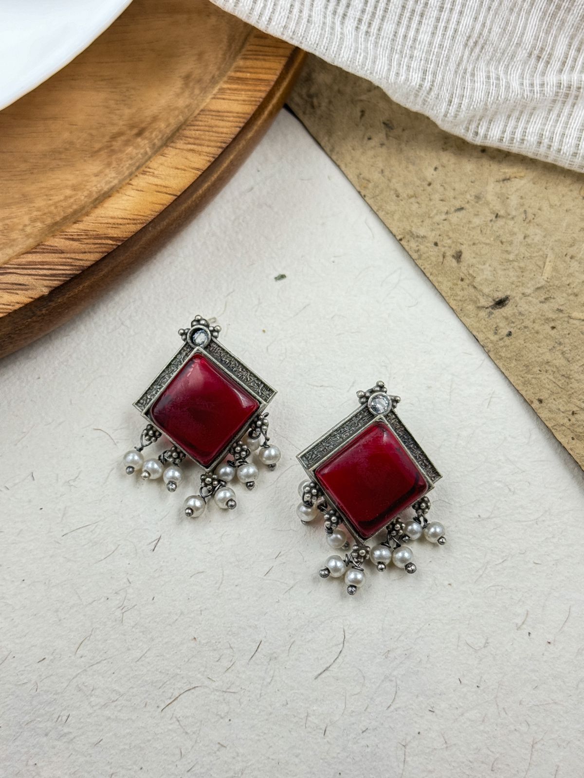 MEERA STUD EARRINGS
