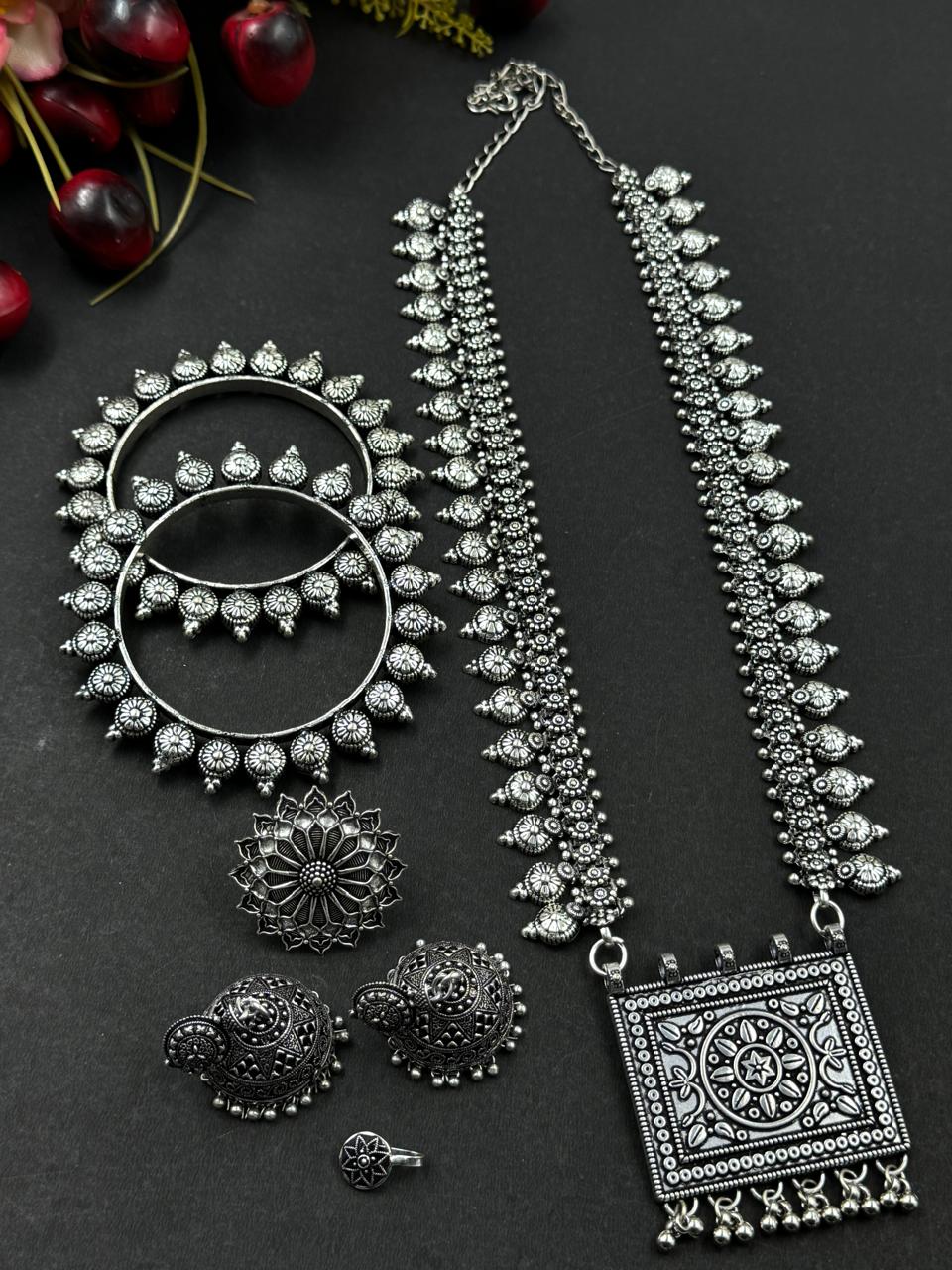 ANOUKI 5 PIECE JEWELLERY SET COMBO