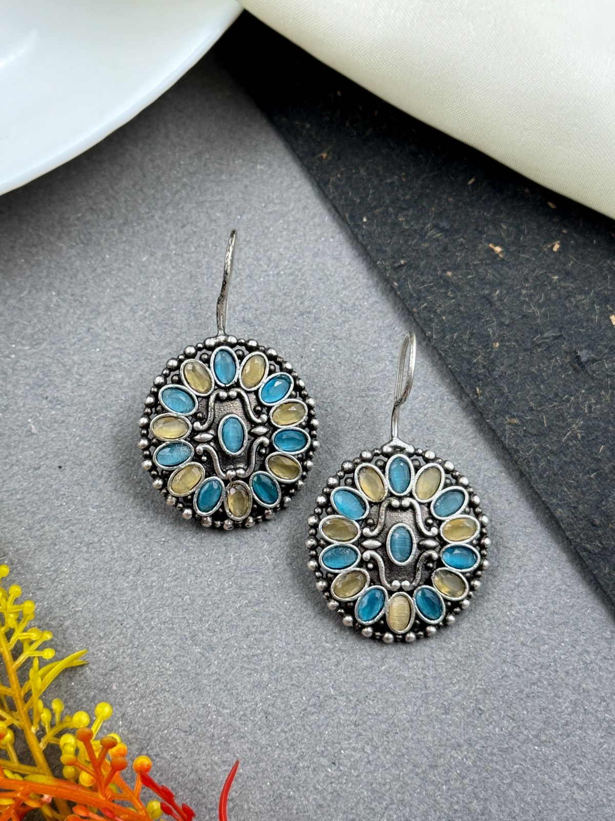 ALIA STUD EARRINGS