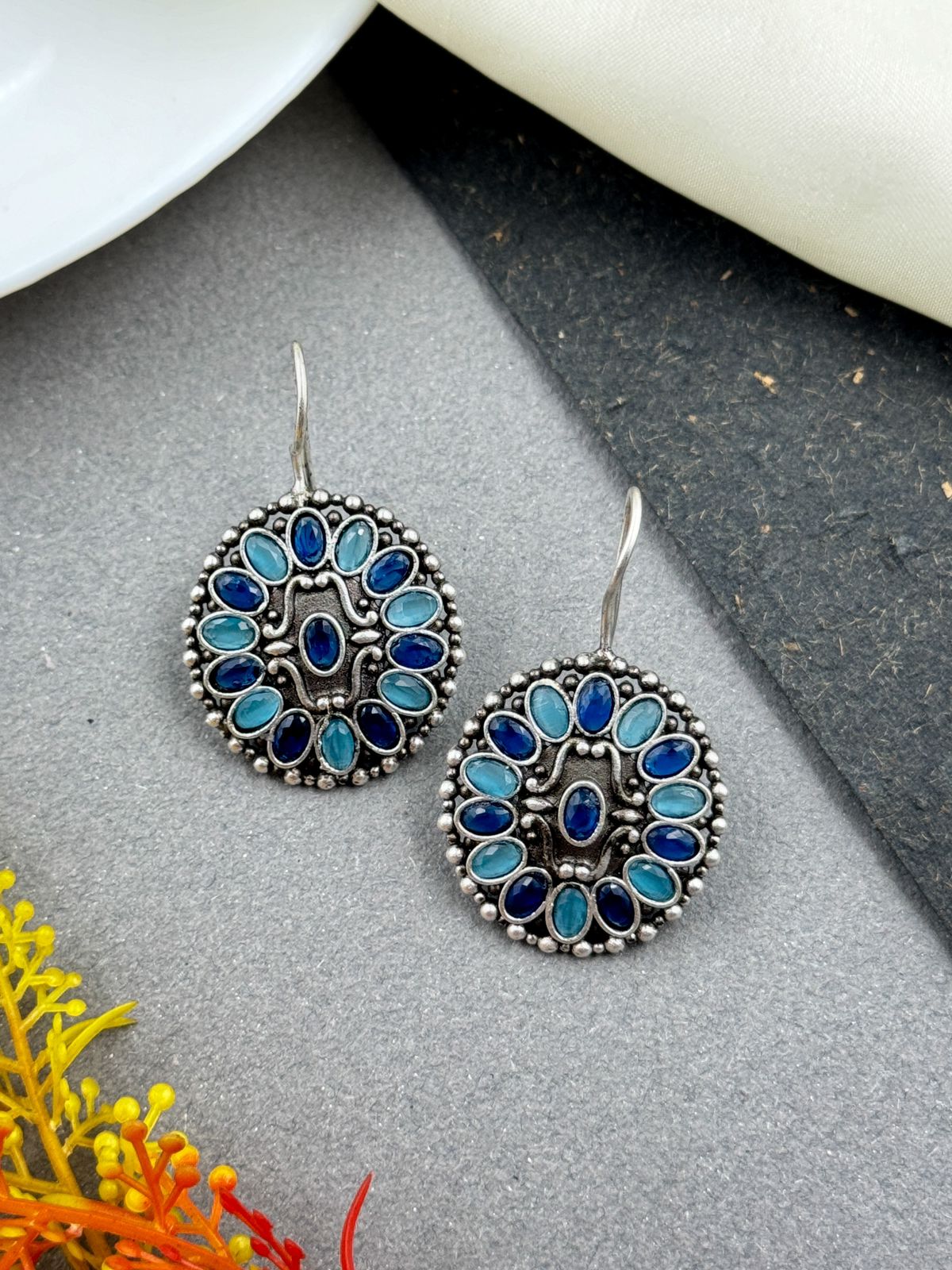 ALIA STUD EARRINGS