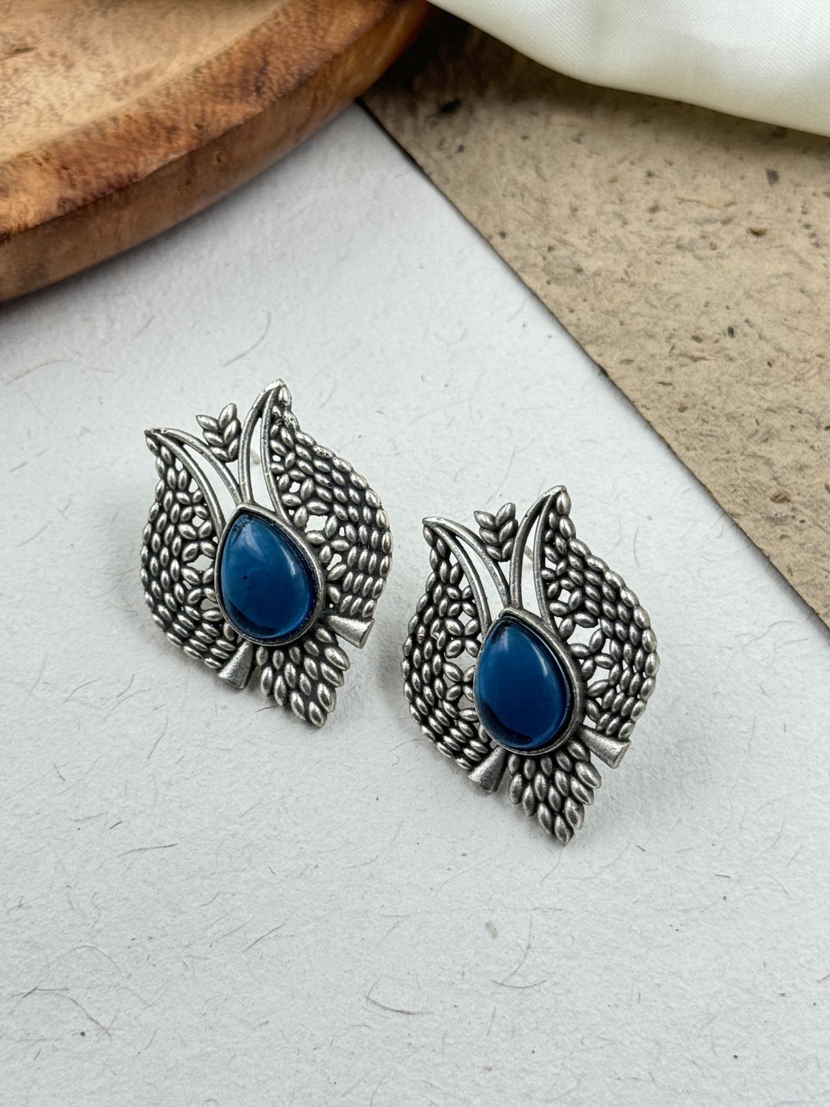 BARKHA OVERSIZED STUD EARRINGS