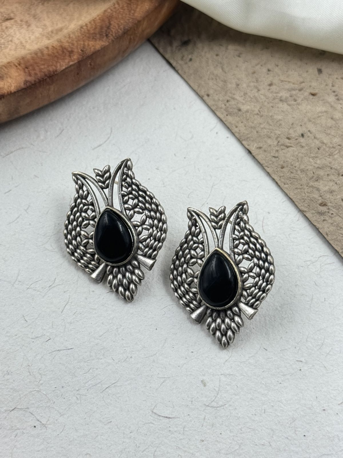 BARKHA OVERSIZED STUD EARRINGS