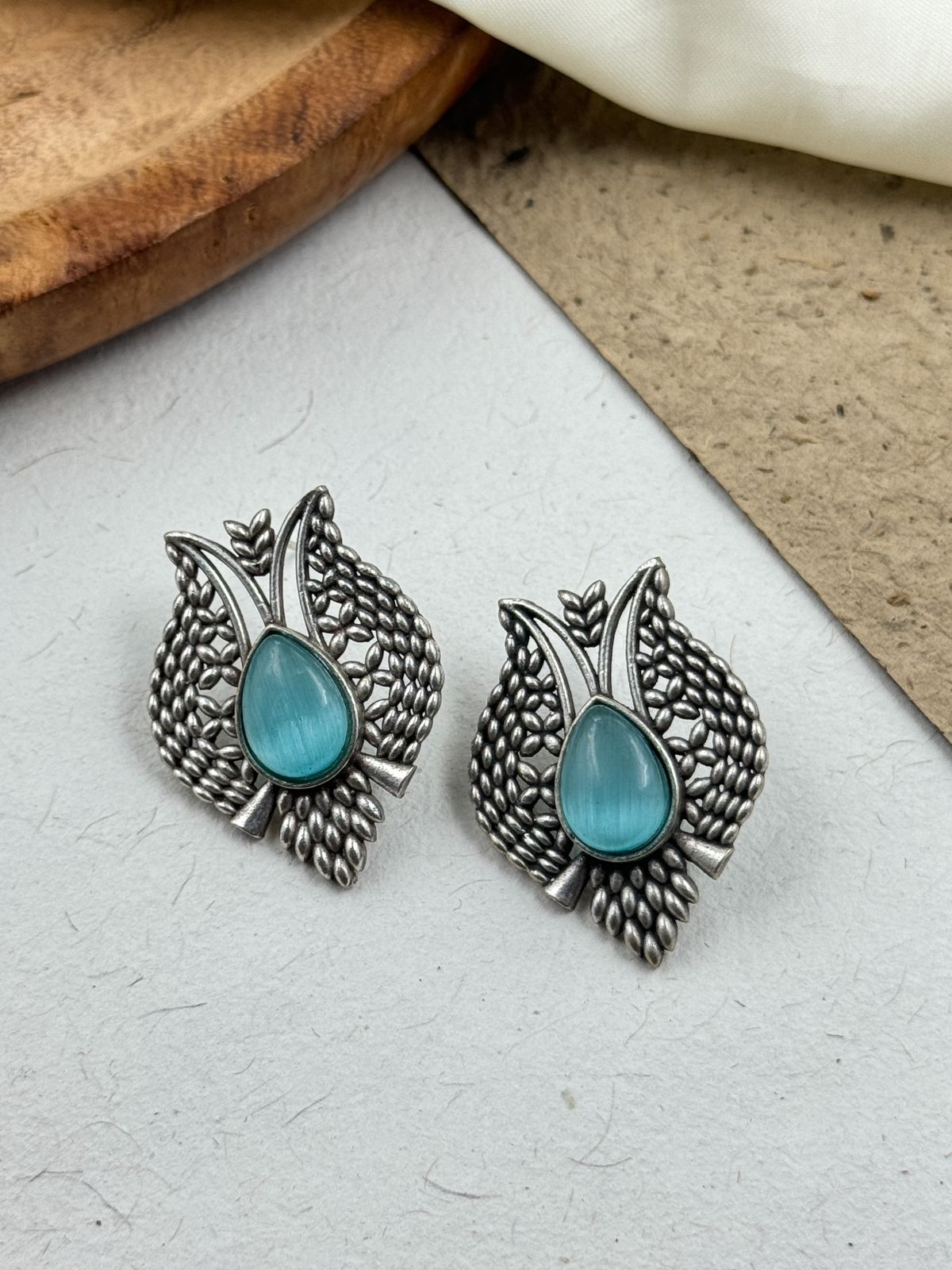 BARKHA OVERSIZED STUD EARRINGS