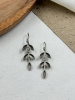 Load image into Gallery viewer, ESHANA STUD EARRINGS