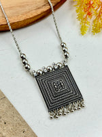 Load image into Gallery viewer, OXIDISED SILVER DESIGNER CHAIN PENDANT