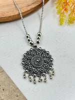 Load image into Gallery viewer, OXIDISED SILVER DESIGNER CHAIN PENDANT