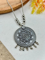 Load image into Gallery viewer, OXIDISED SILVER DESIGNER CHAIN PENDANT