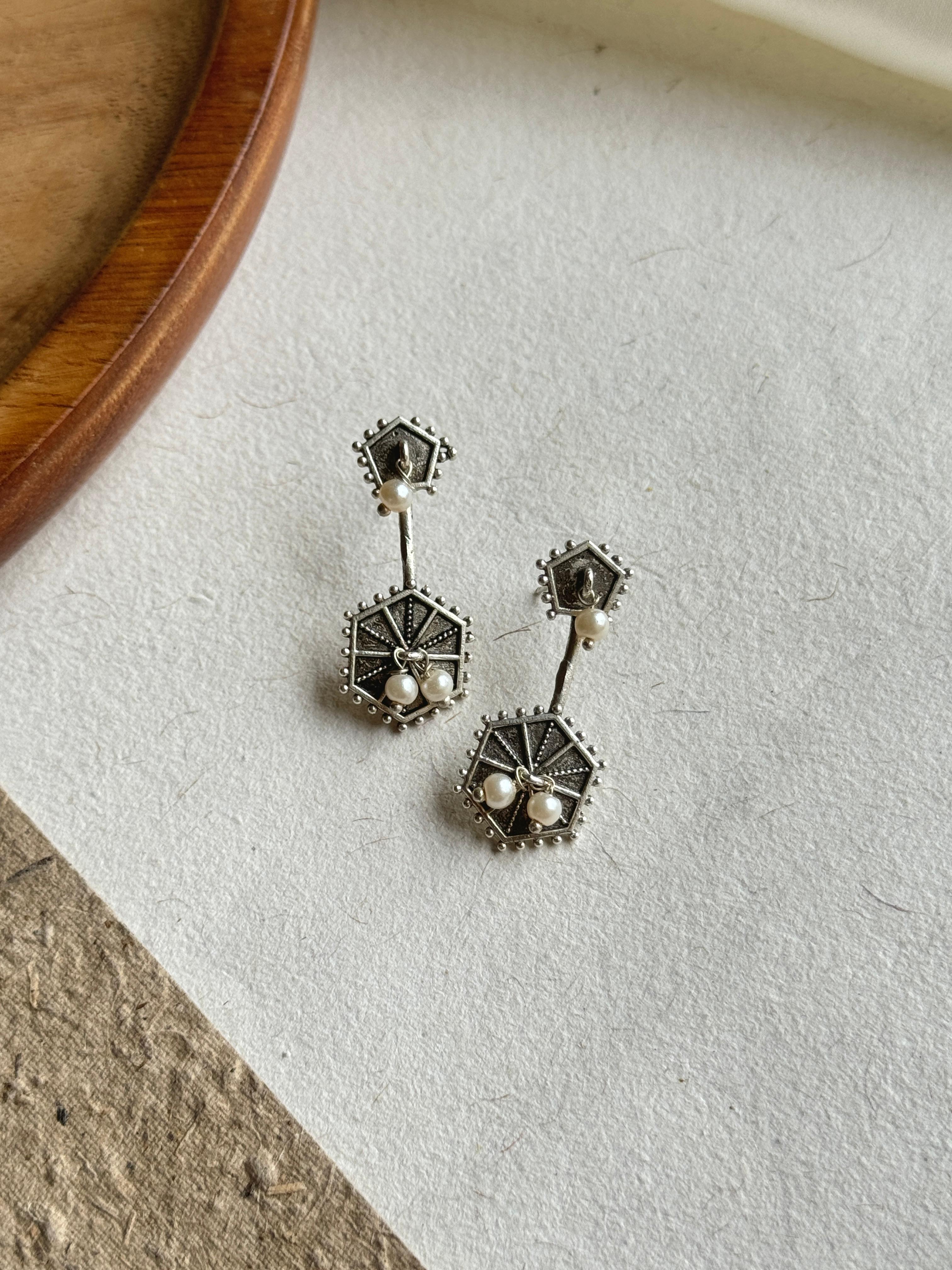 KHANAK SILVER LOOKALIKE STUD EARRINGS
