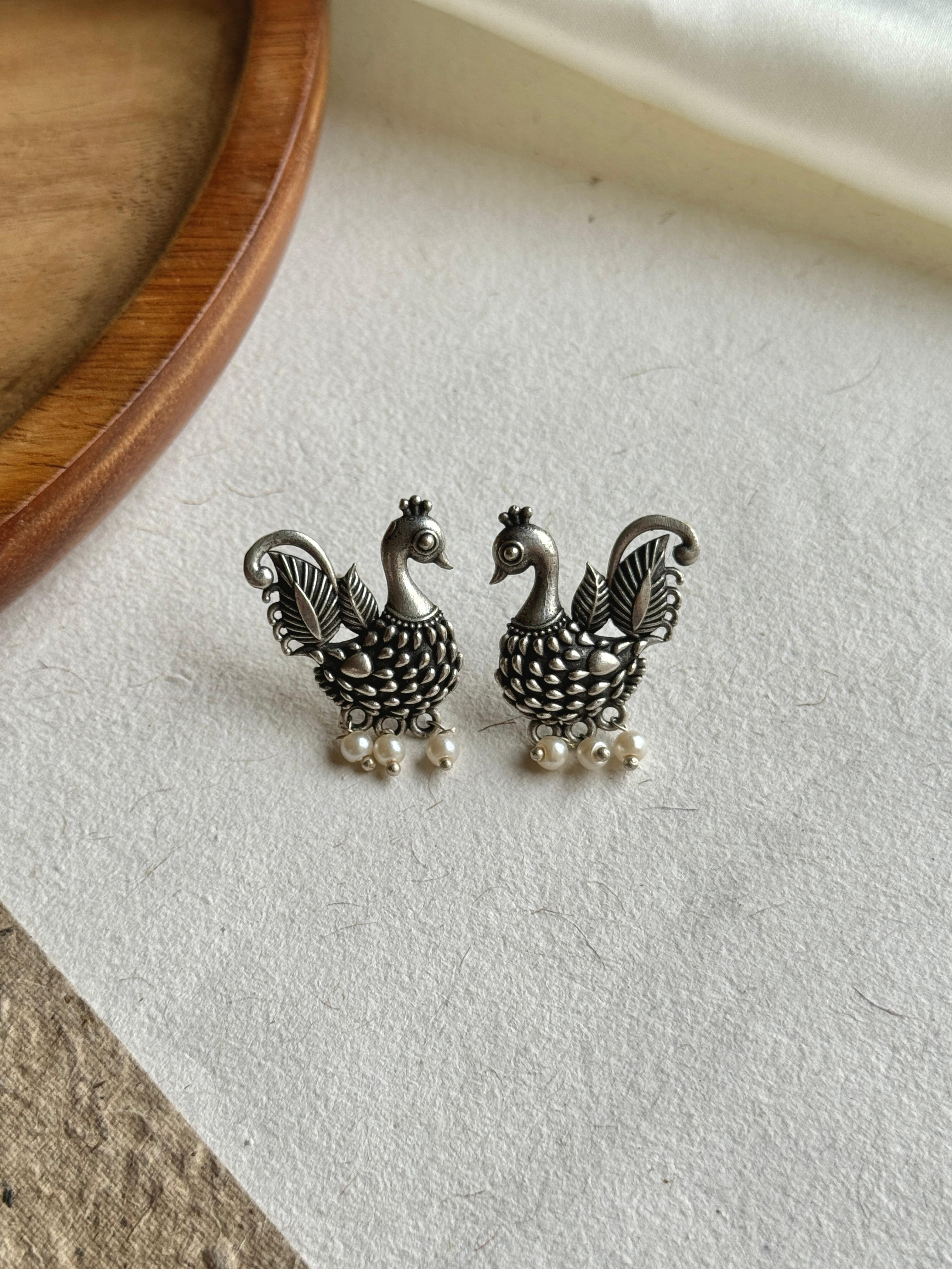 MARYAM SILVER LOOKALIKE STUD EARRINGS
