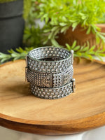 Load image into Gallery viewer, MAHIRA STONE BANGLE STACK