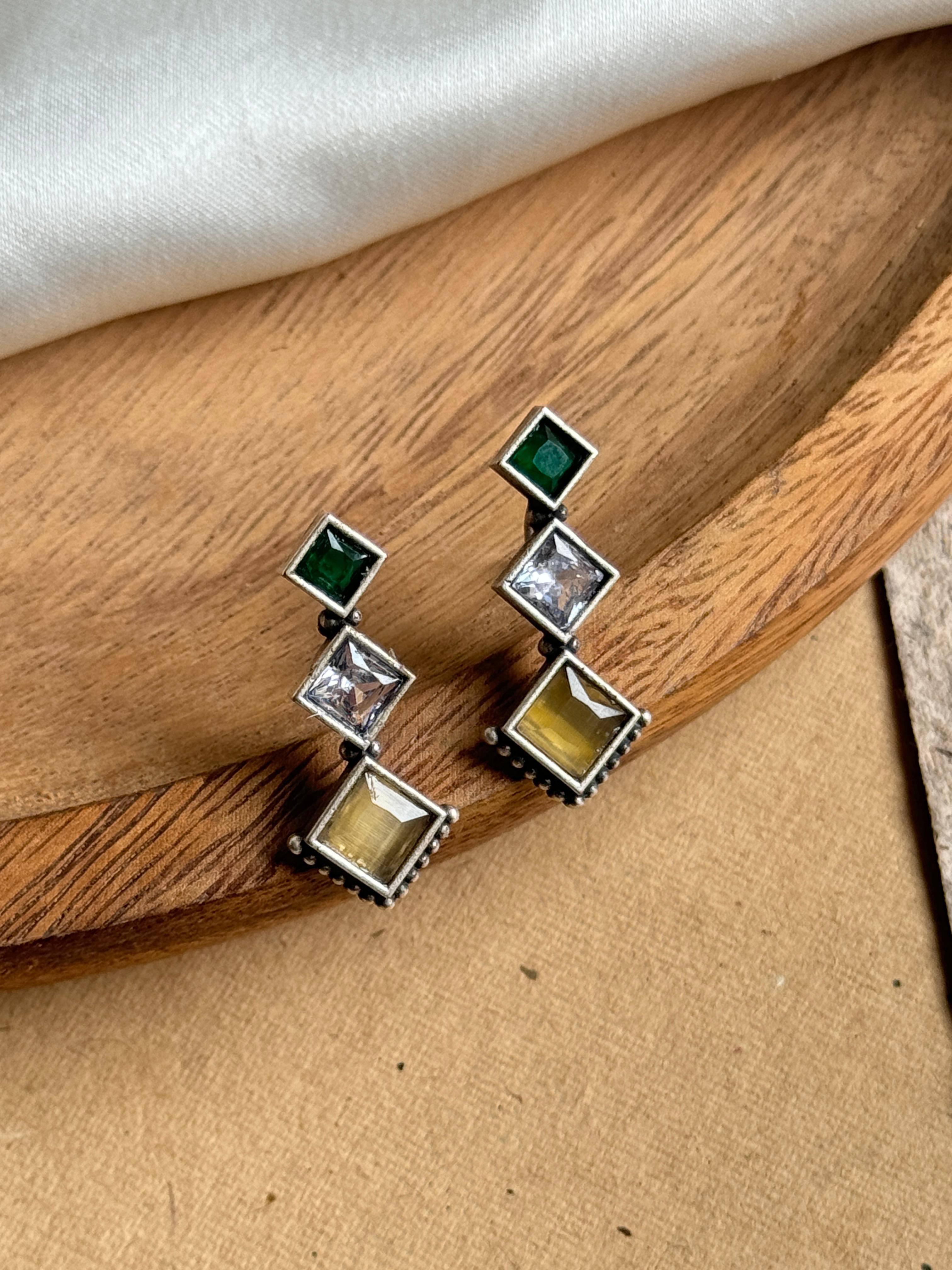 AARVI OXIDISED STUD EARRINGS