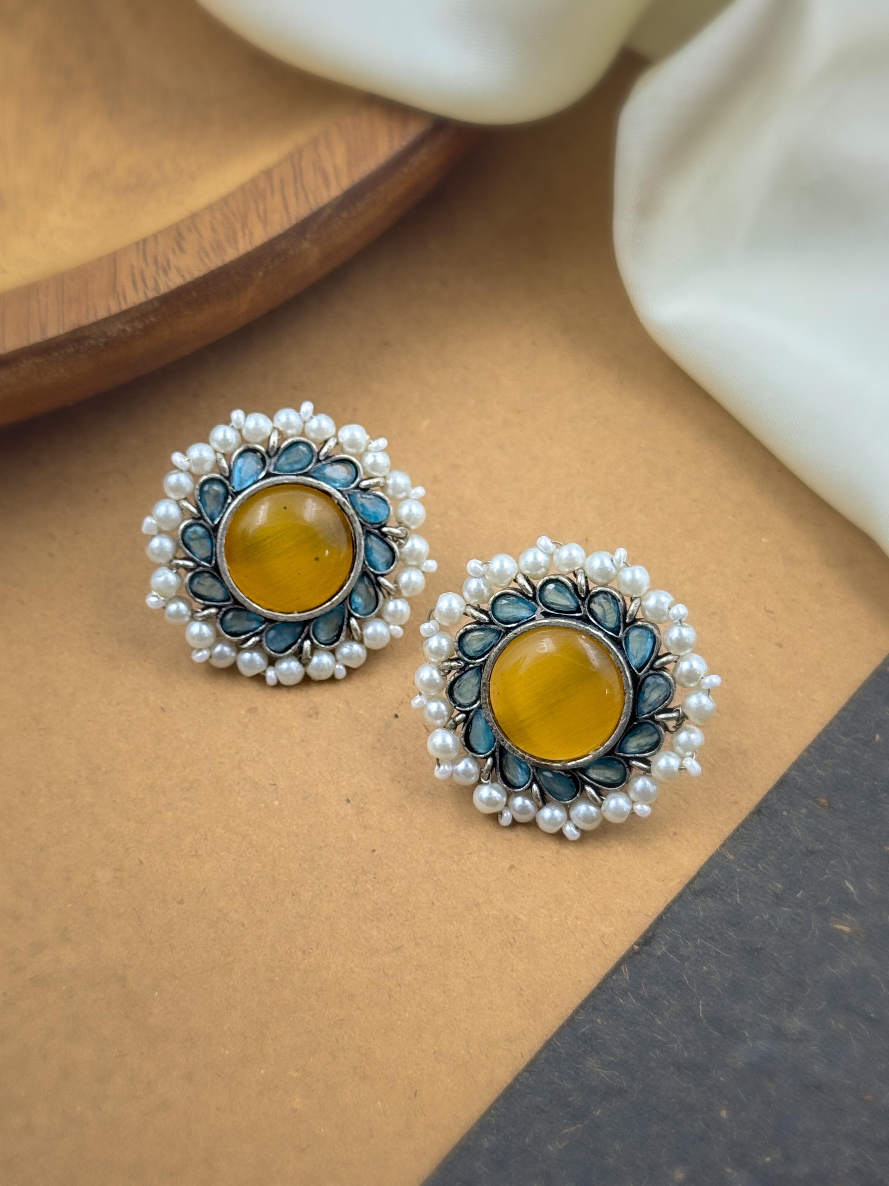 PARI OXIDISED STUD EARRINGS