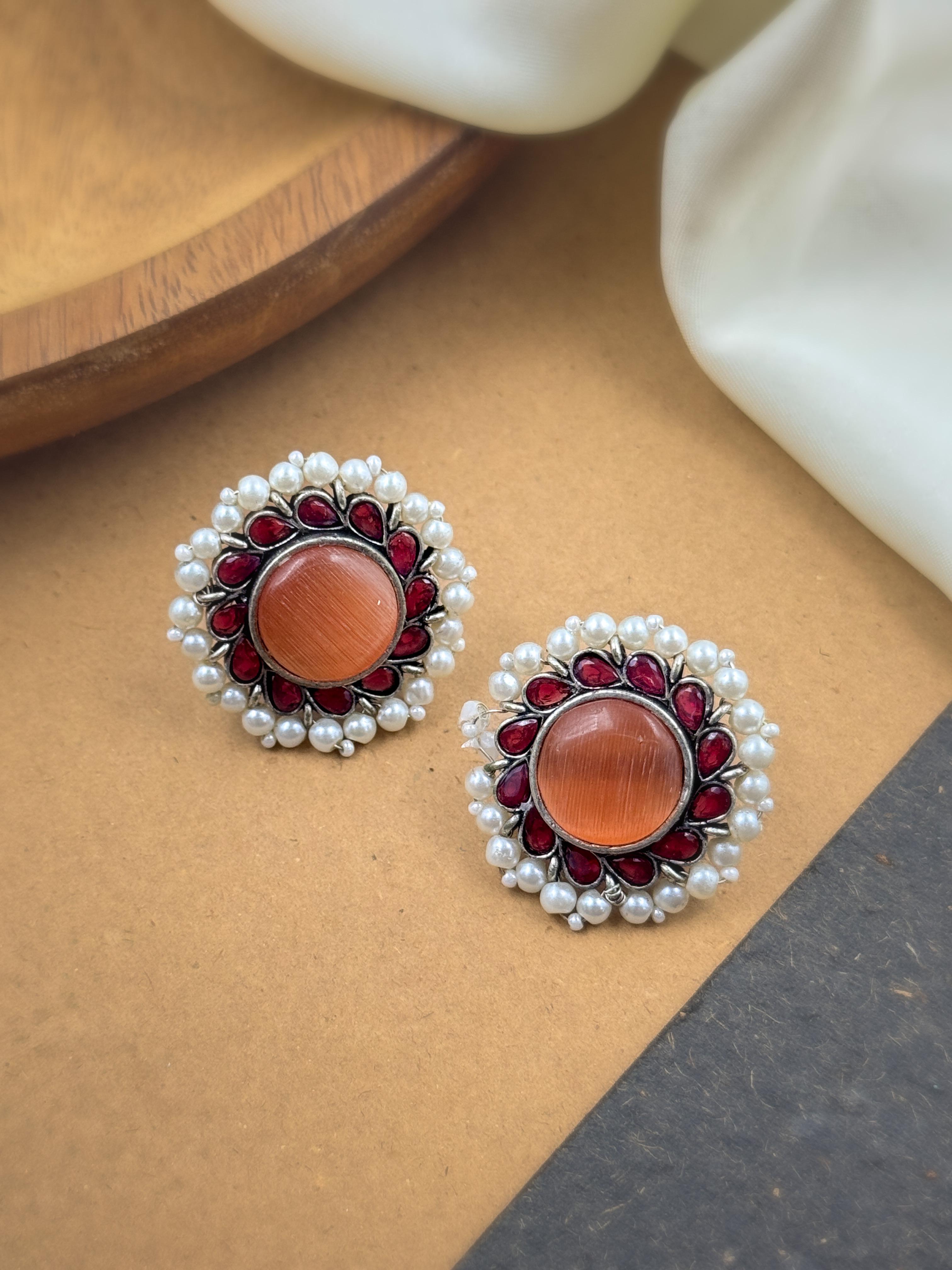 PARI OXIDISED STUD EARRINGS