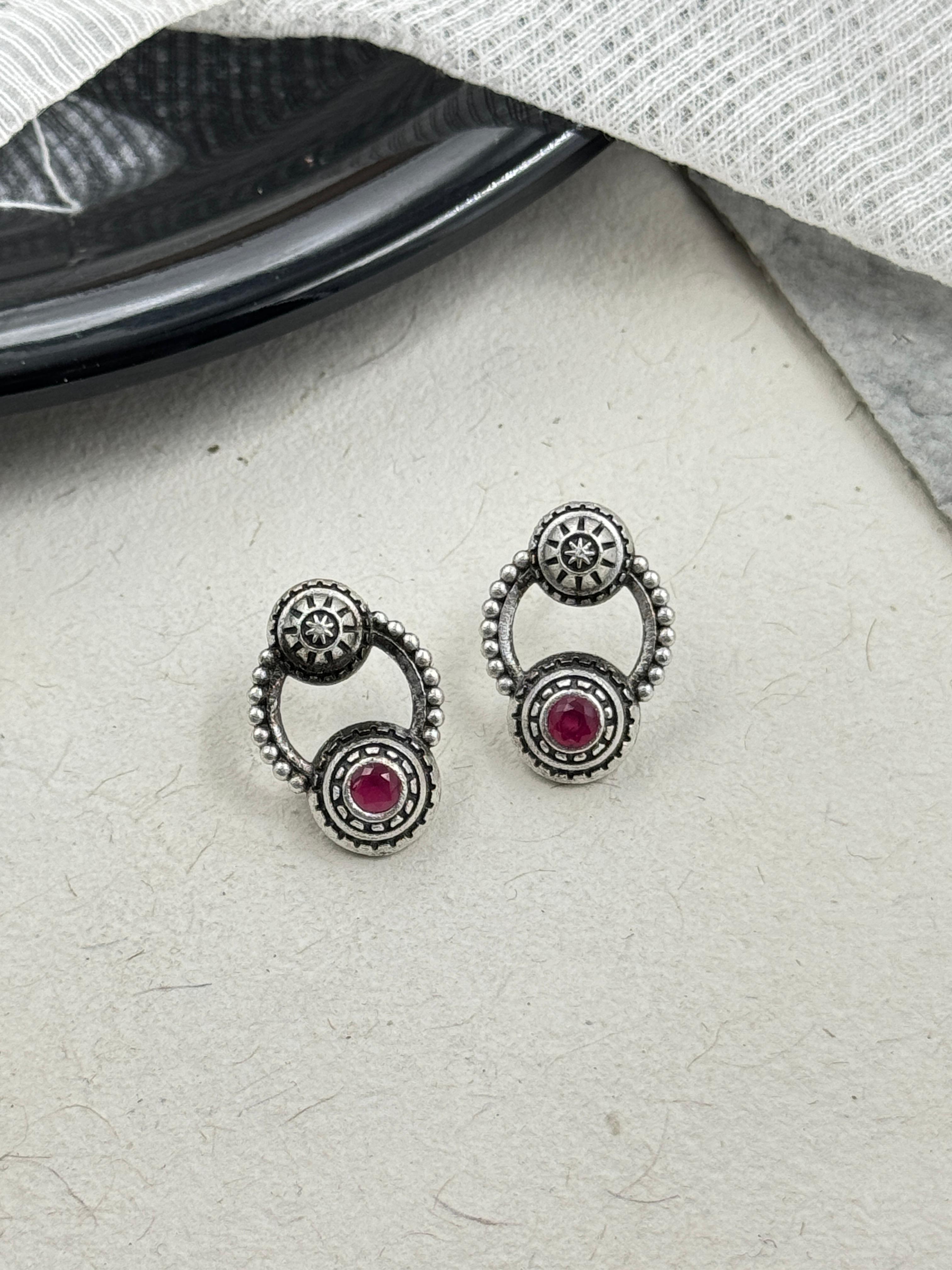 ANIKA OXIDISED STONE STUD EARRINGS