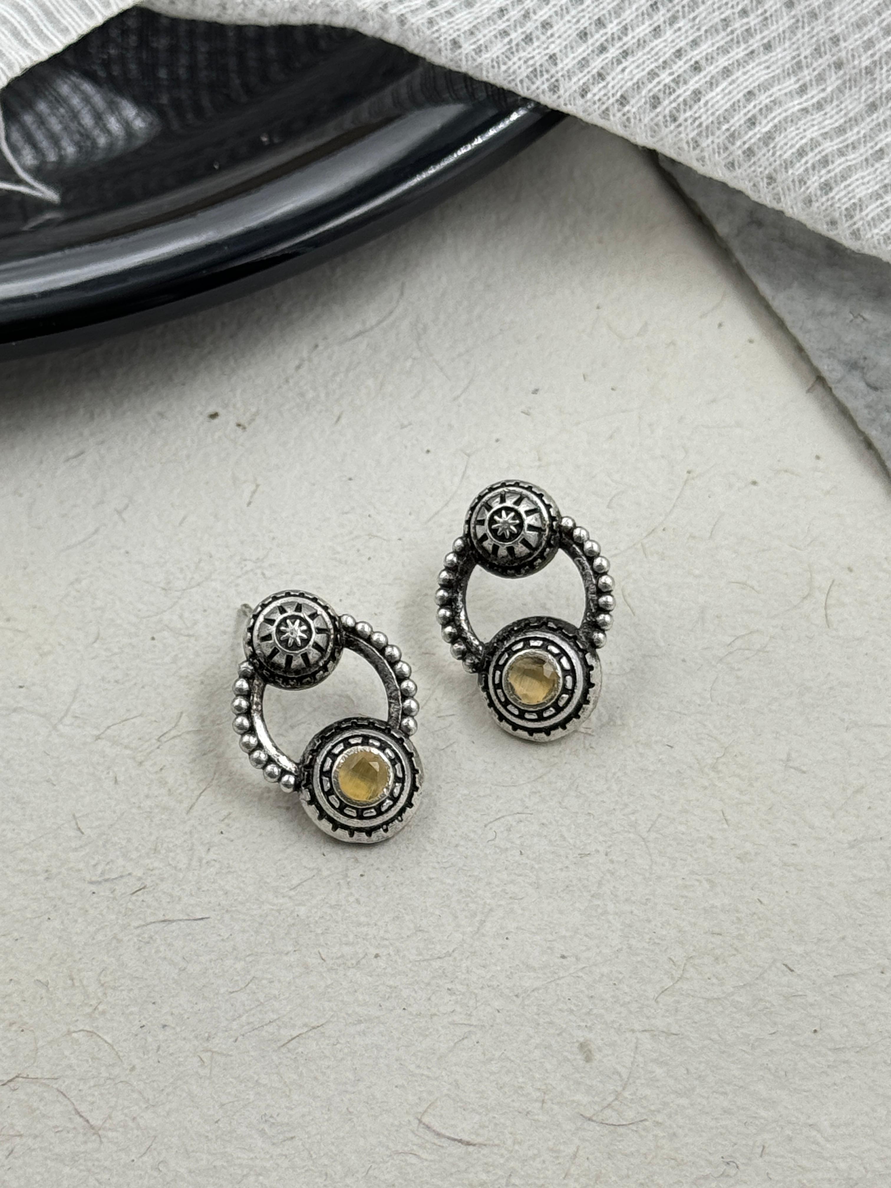ANIKA OXIDISED STONE STUD EARRINGS