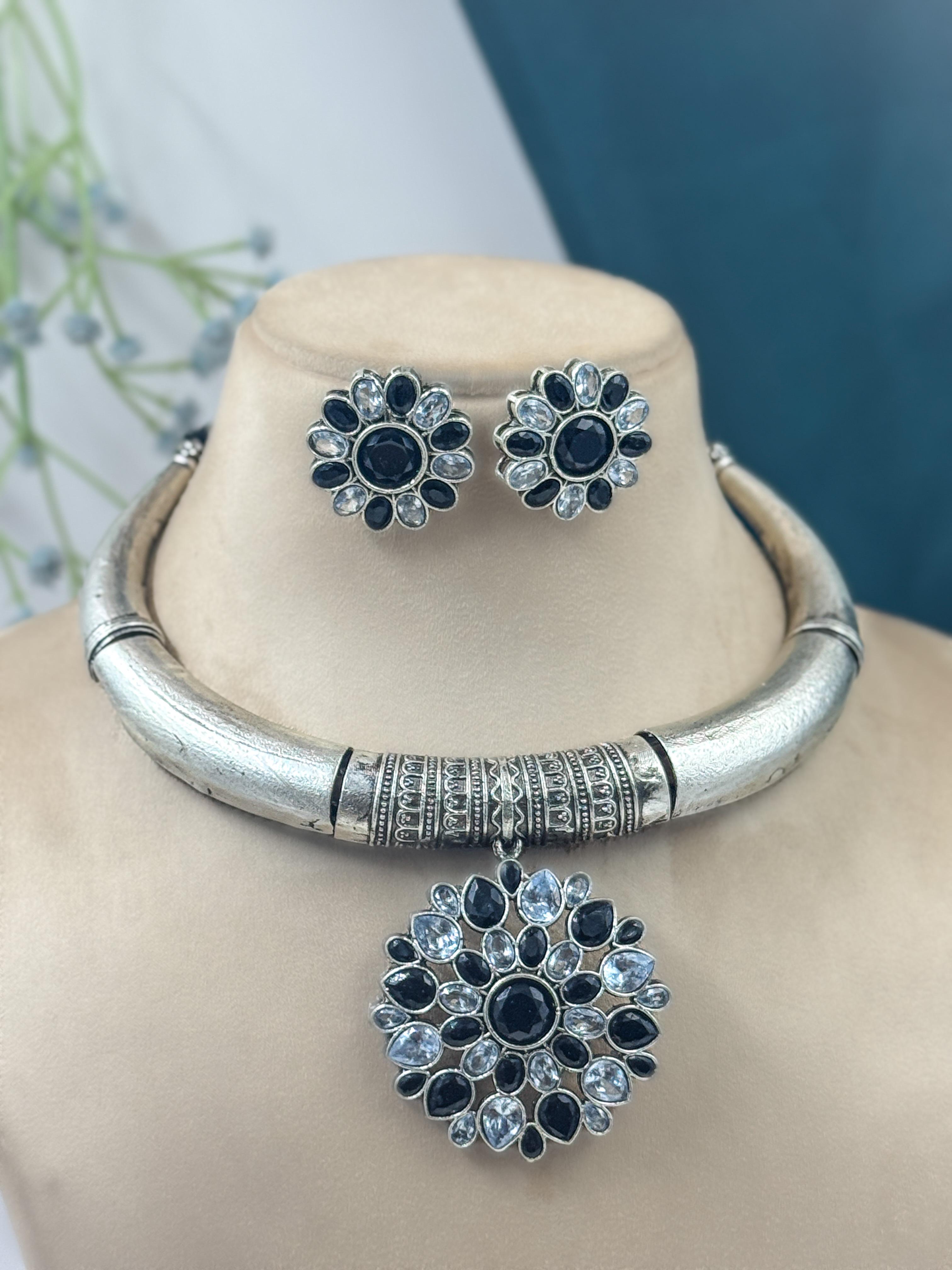 Rahi Stone Necklace Set