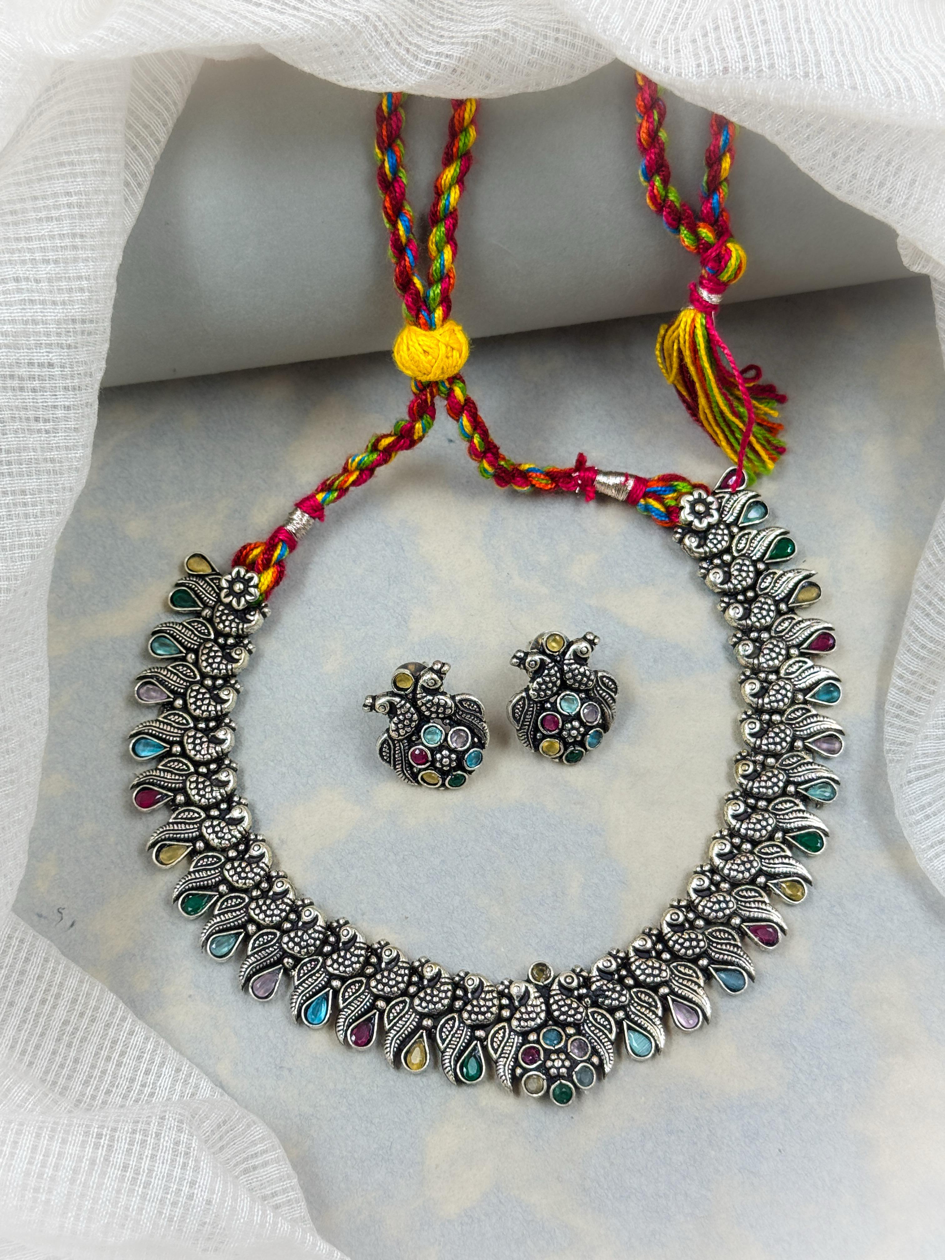 Sanvi Handmade Stone Necklace Set