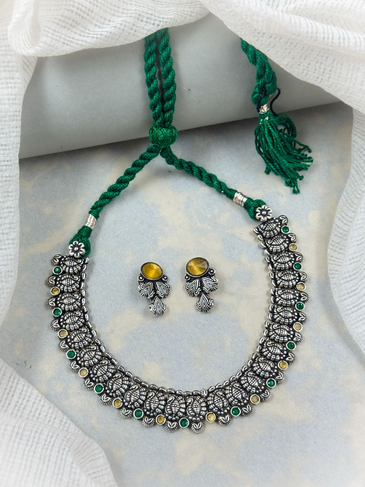 NITYA HANDMADE STONE NECKLACE SET