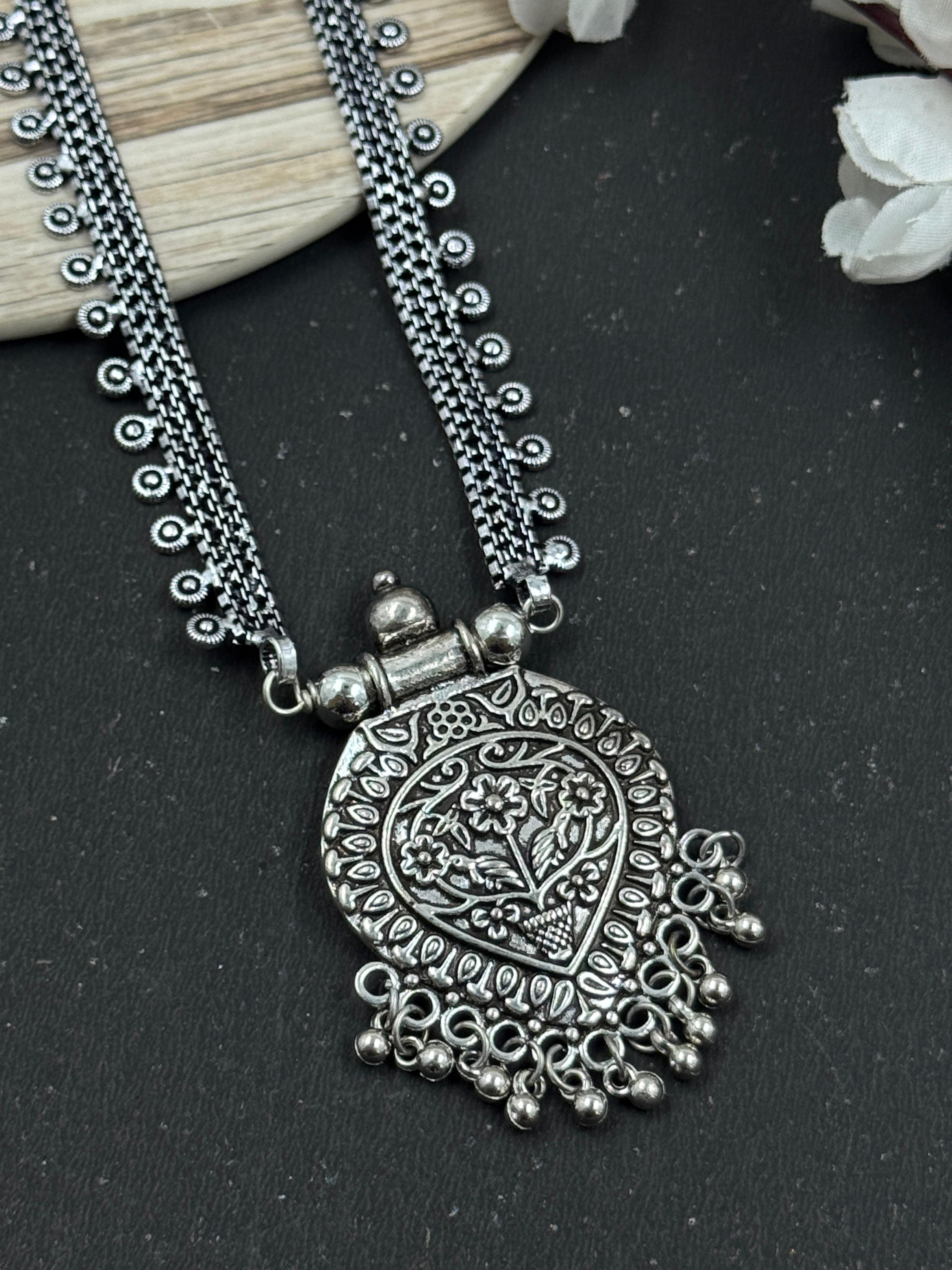 PAKHI 7 PIECE CHAIN PENDANT JEWELLERY SET COMBO