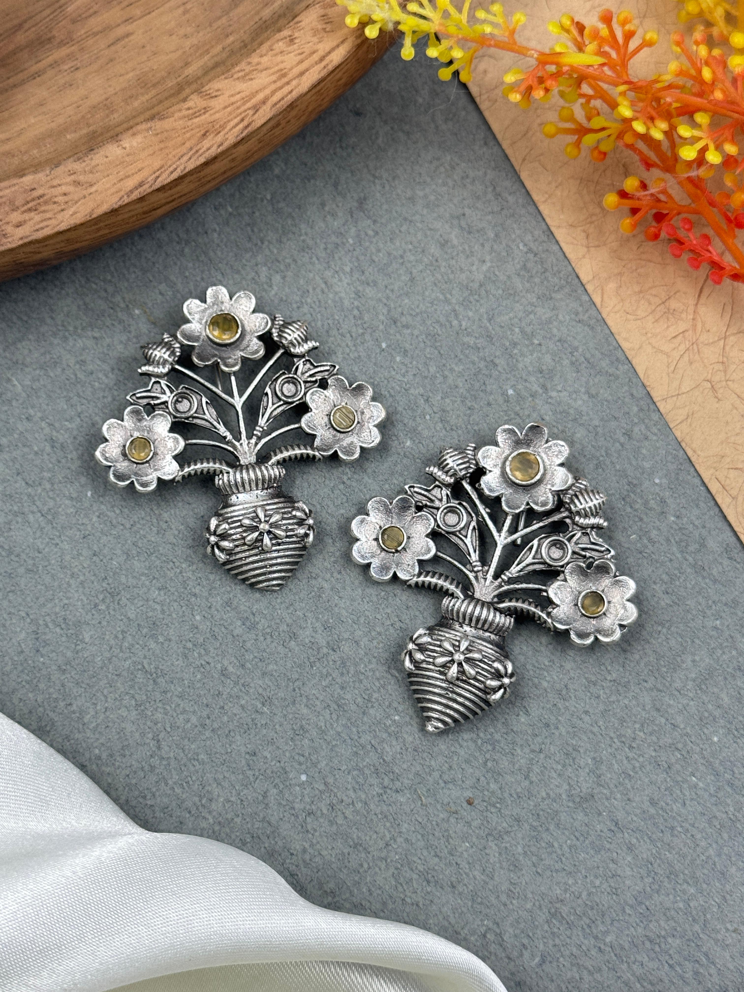 UNIQUE FLORAL POT STUD EARRINGS