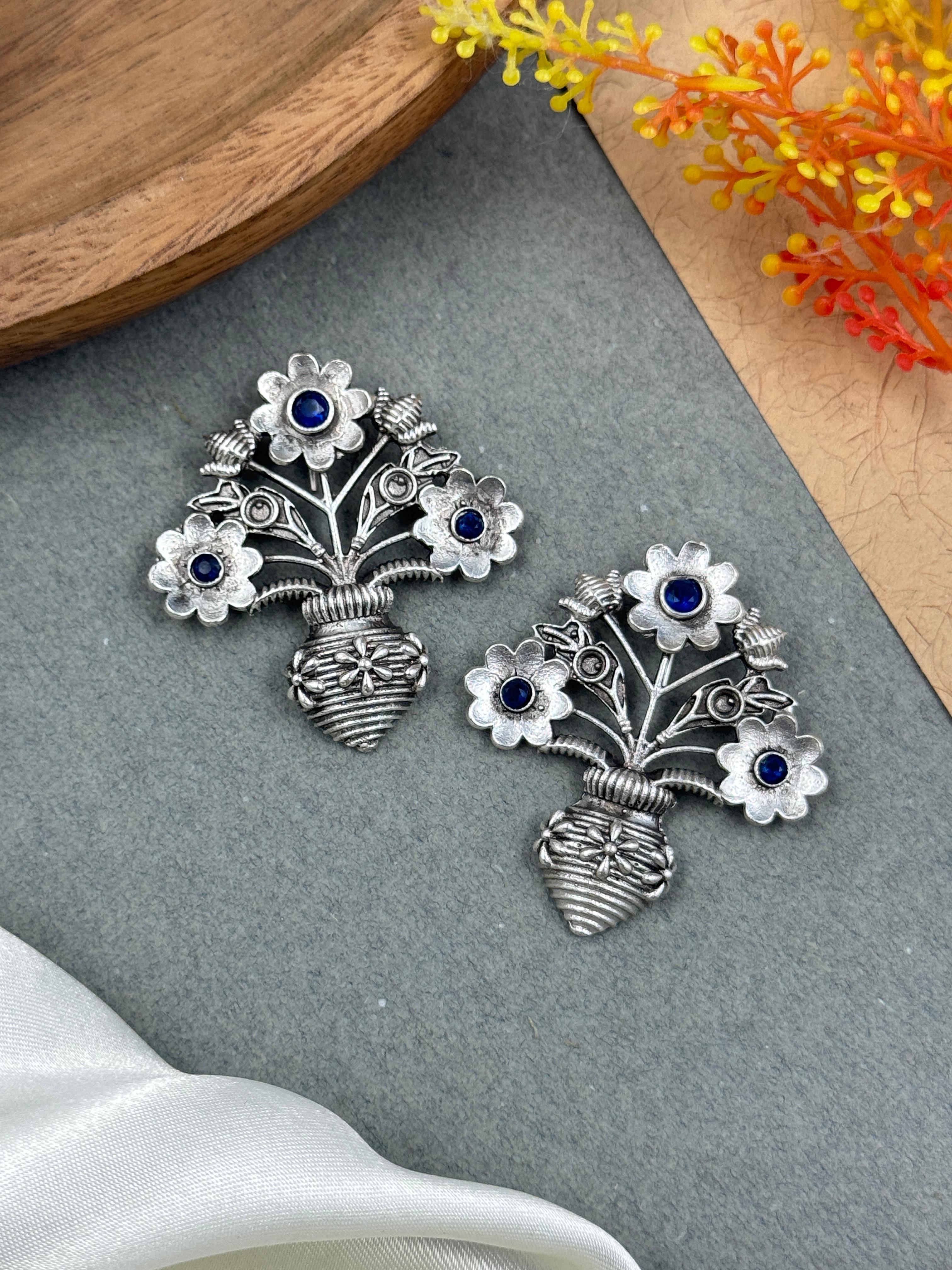 UNIQUE FLORAL POT STUD EARRINGS
