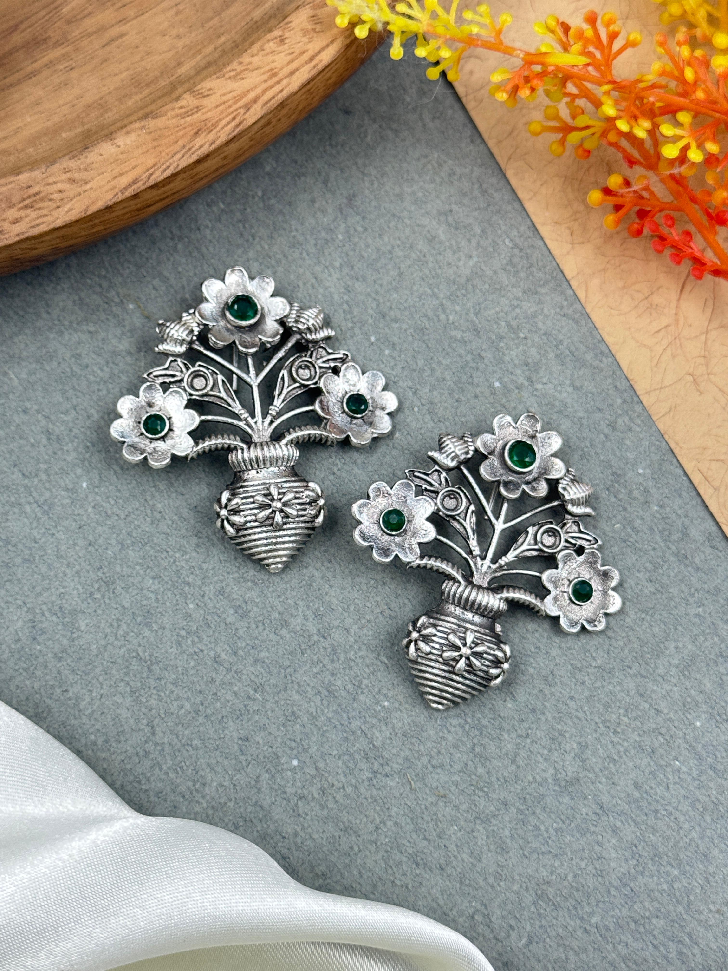 UNIQUE FLORAL POT STUD EARRINGS