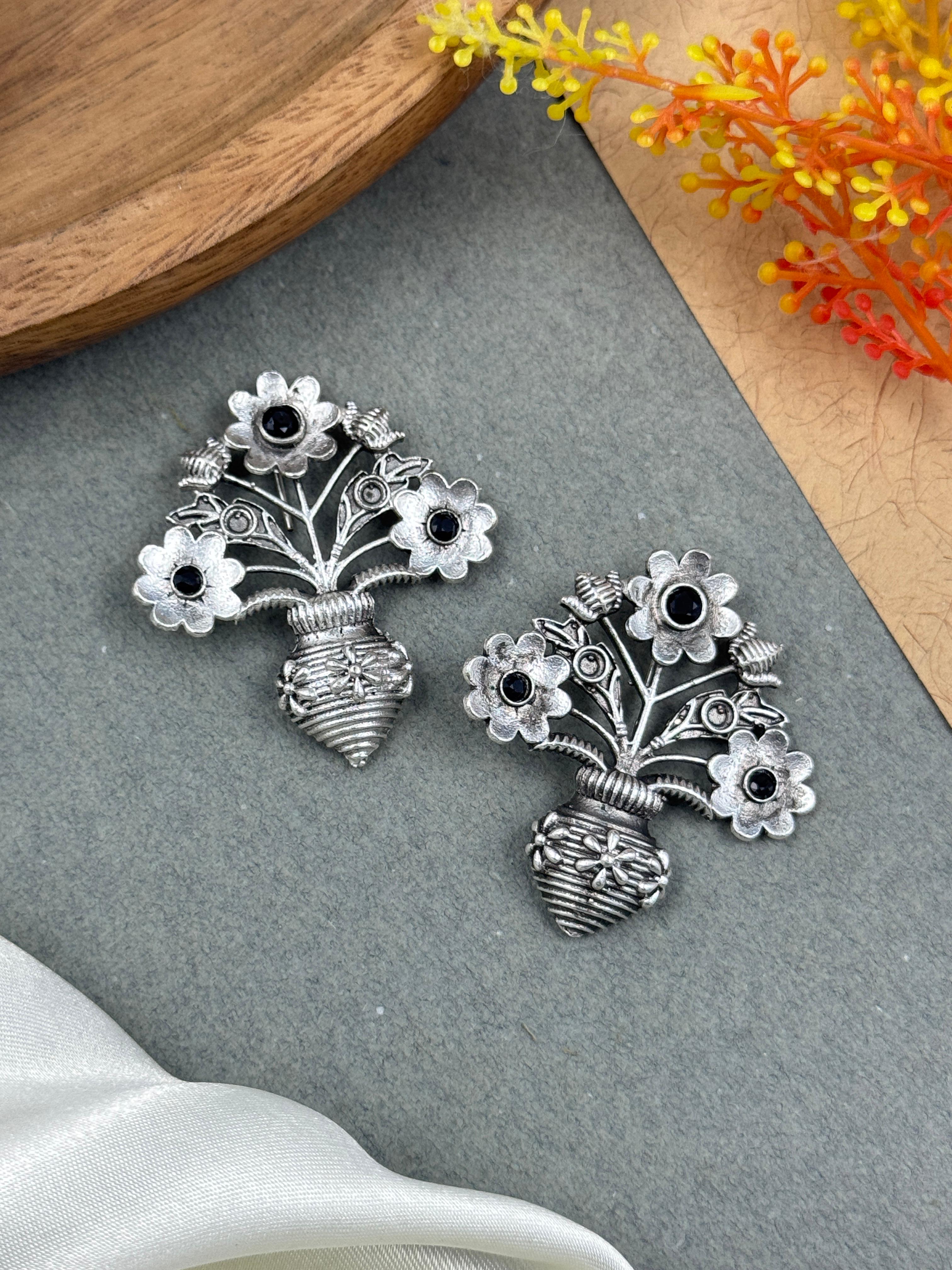 UNIQUE FLORAL POT STUD EARRINGS