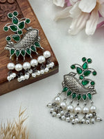 Load image into Gallery viewer, EKVIRA DANGLER EARRINGS