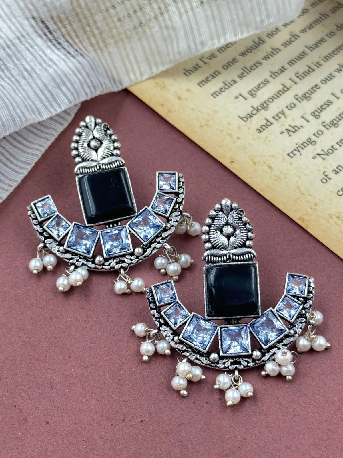 RUBY OVERSIZE STUD EARRINGS